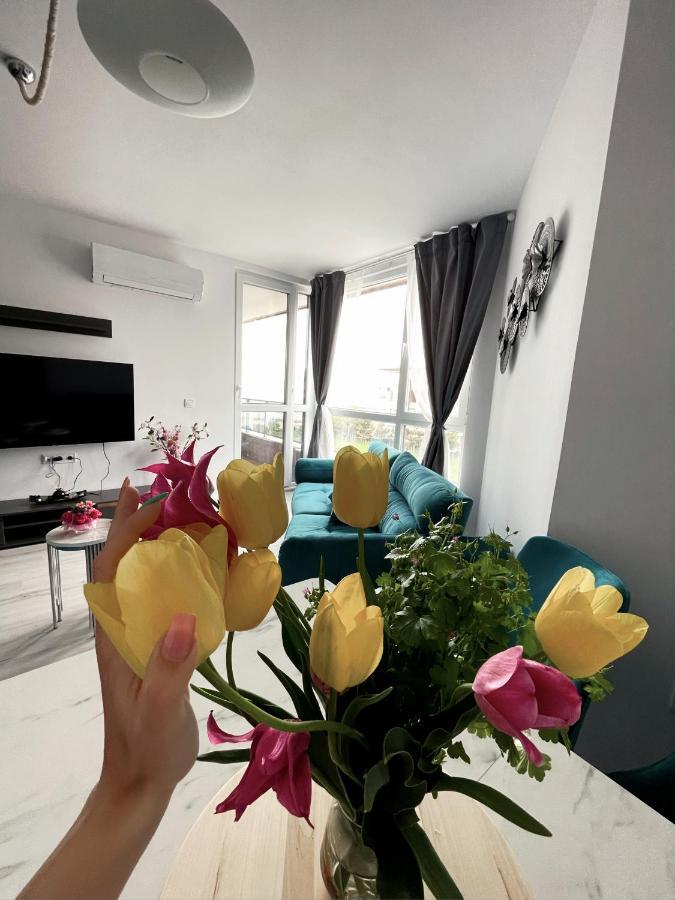 Brand New First Line Sea View 2 Bedroom Apartment Burgas Stad Buitenkant foto