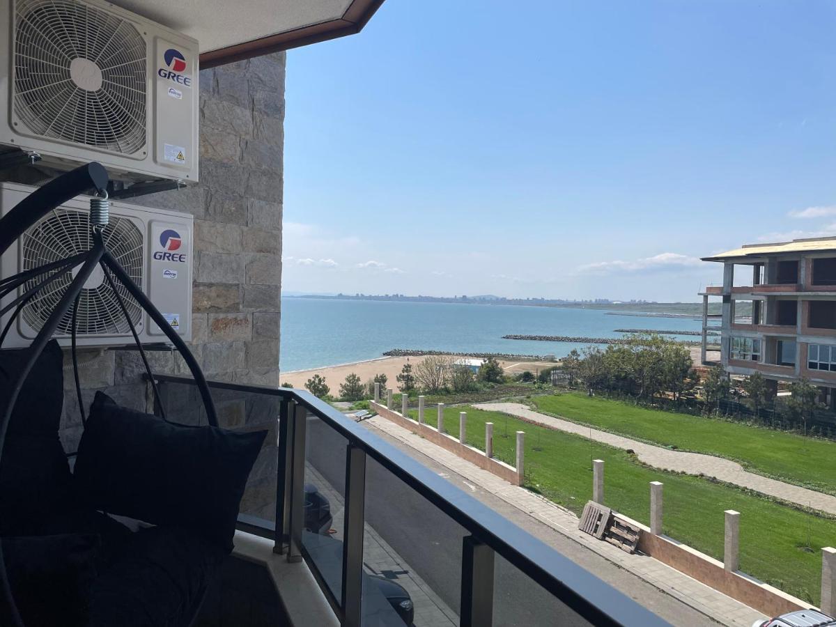 Brand New First Line Sea View 2 Bedroom Apartment Burgas Stad Buitenkant foto